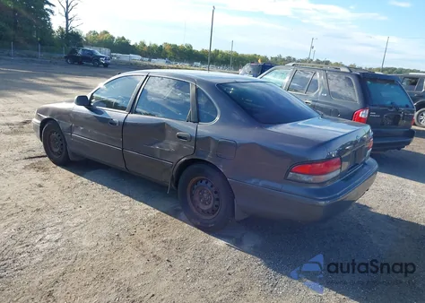 1996 Toyota Avalon Xl/Xls z USA, uszkodzony, nr VIN 4T1BF12B8TU089532